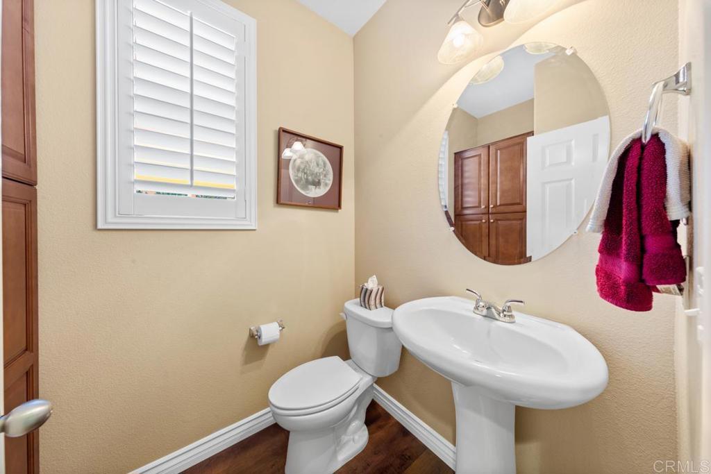 27461 Blackstone Road Temecula, CA 92591 - Photo 9 of 23