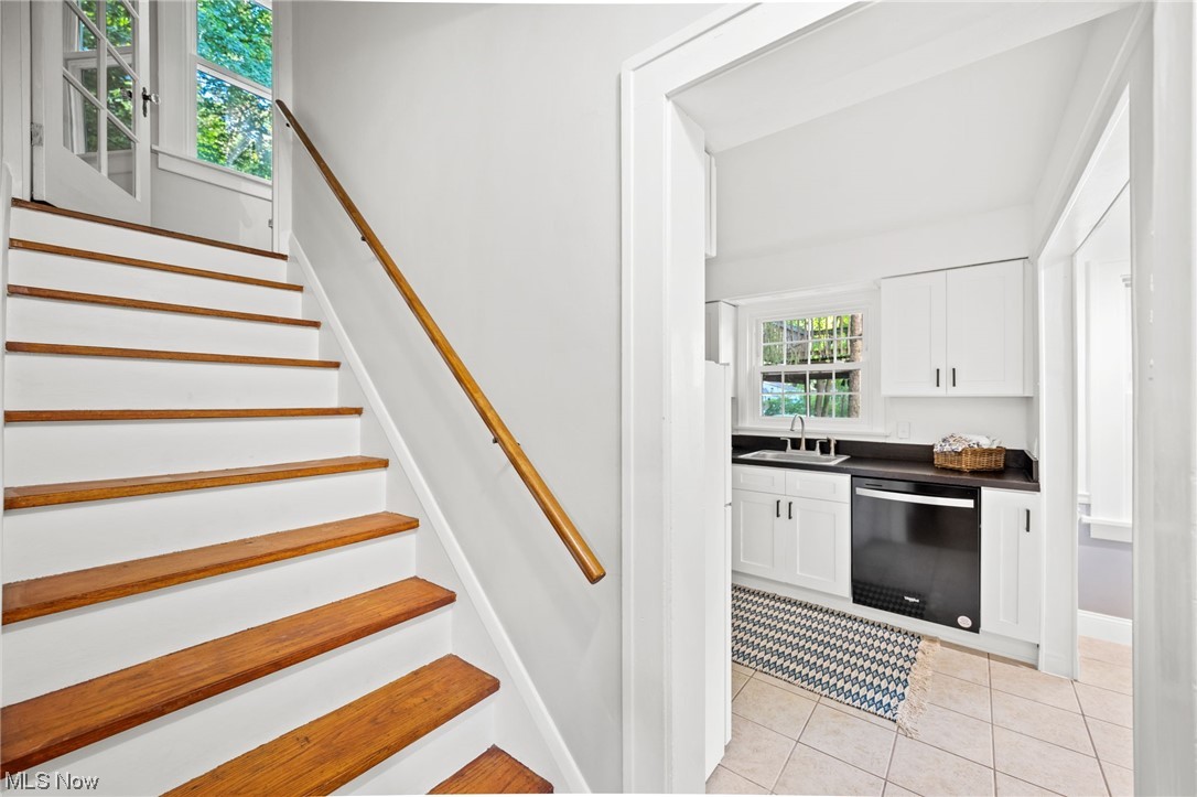 3962 Orchard Road Cleveland Heights, OH 44121 - Photo 19 of 35 Stairs featuring light tile floors