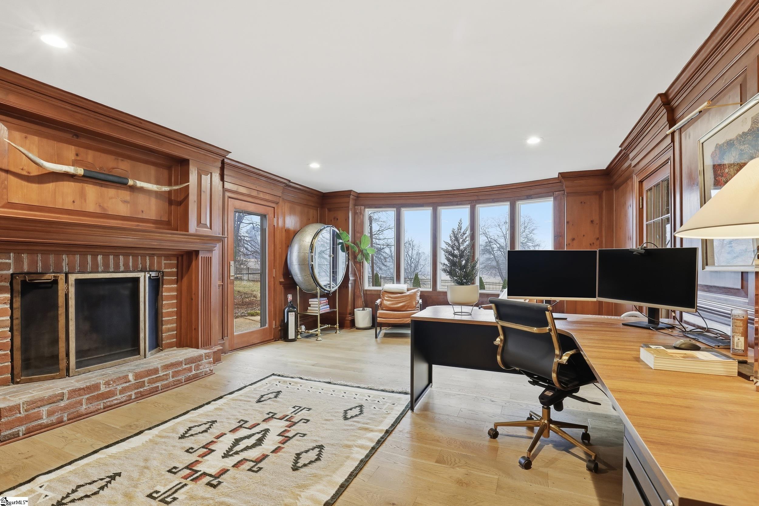 405 Foot Hills Road Greenville, SC 29617 - Photo 14 of 50 Original & Custom Woodwork