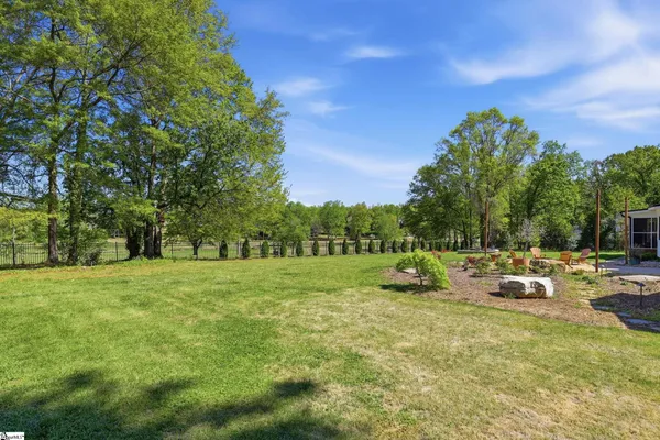 $1,100,000 | 405 Foot Hills Road, Greenville, SC 29617