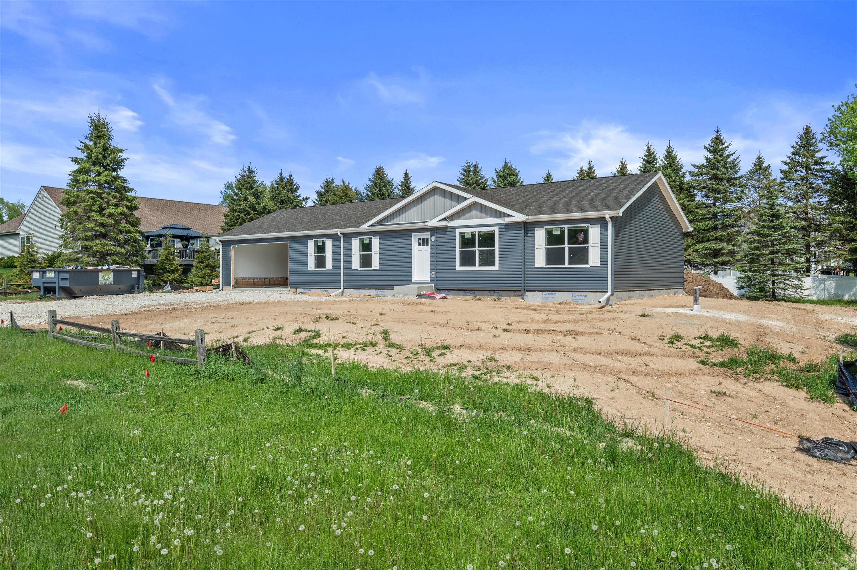6910 Shady Lane Road Newburg, WI 53090 - Photo 21 of 27 Front