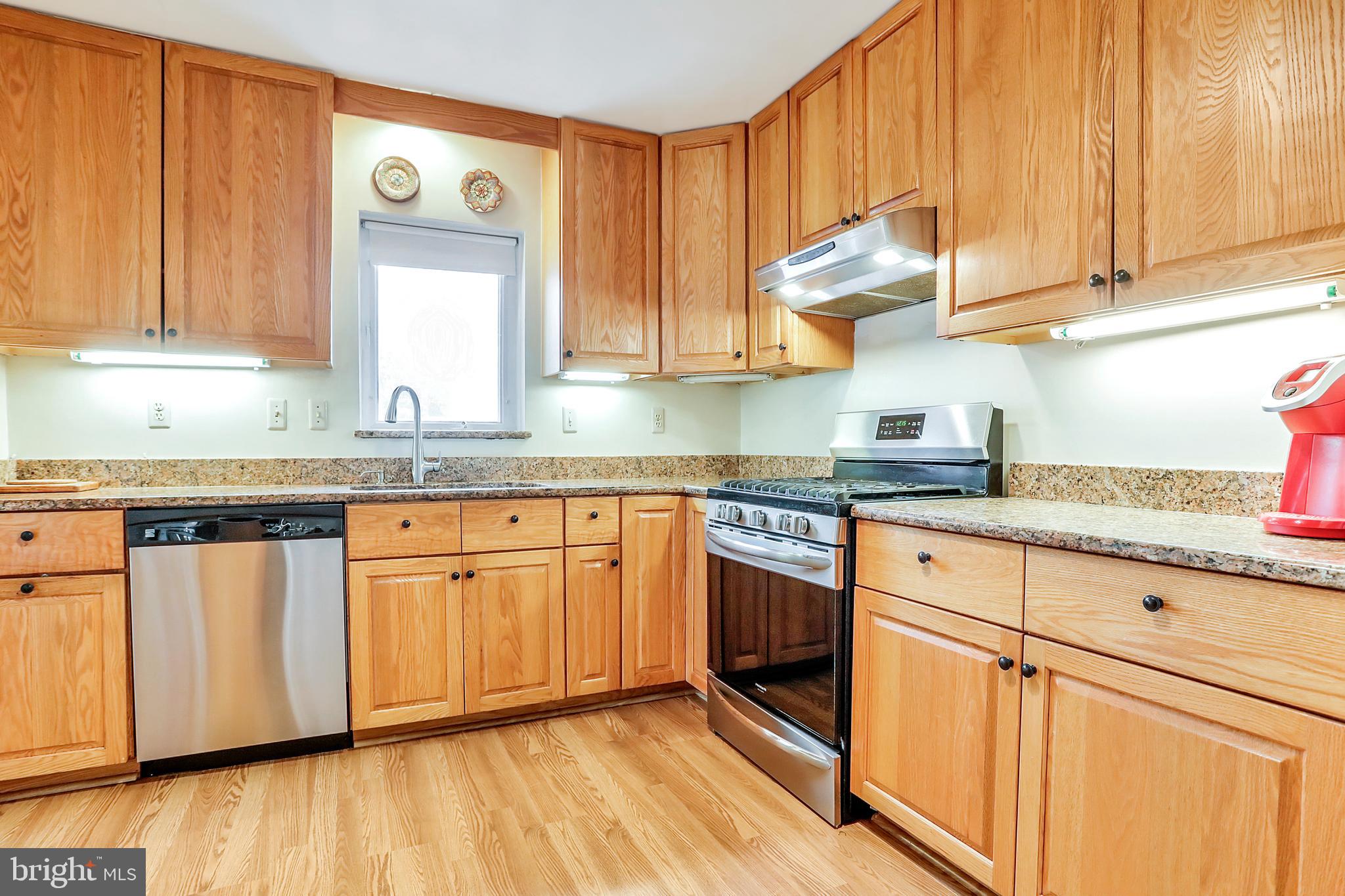 912 Tanley Road Silver Spring, MD 20904 - Photo 7 of 37 Kitchen