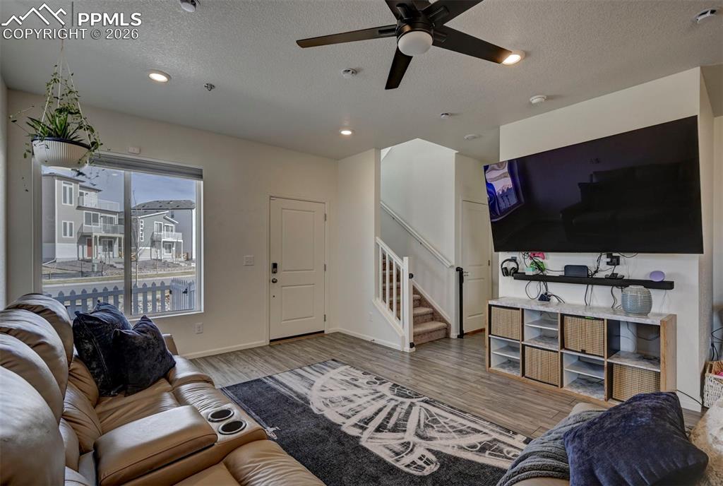 5832 Dakan Loop Colorado Springs, CO 80927 - Photo 6 of 26