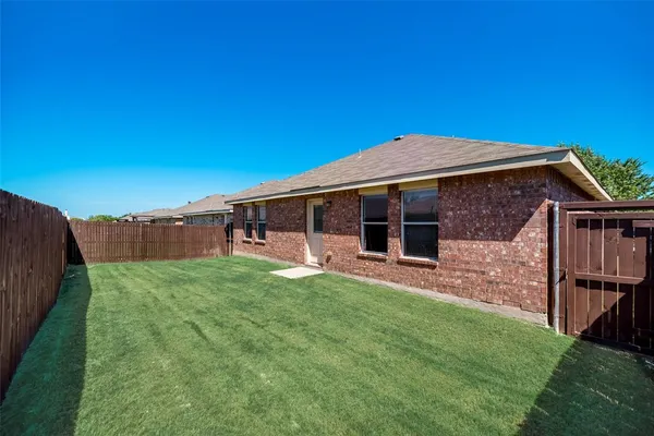 $2,490 | 12712 Skeeter Lane, Frisco, TX 75036