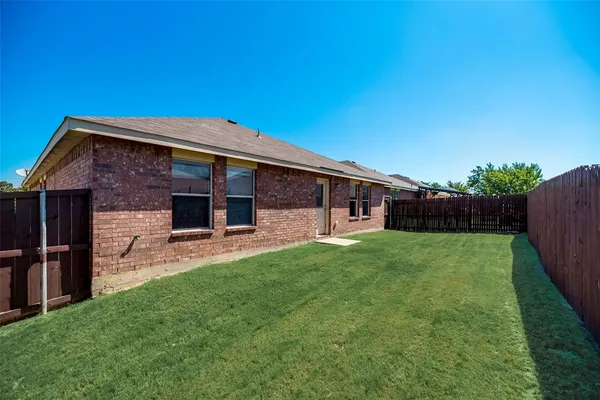 $2,490 | 12712 Skeeter Lane, Frisco, TX 75036