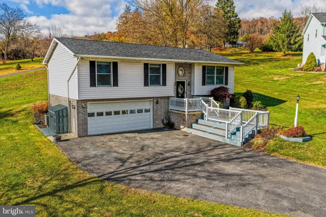 $315,000 | 12507 Thornfield Circle Northeast, Cumberland, MD 21502