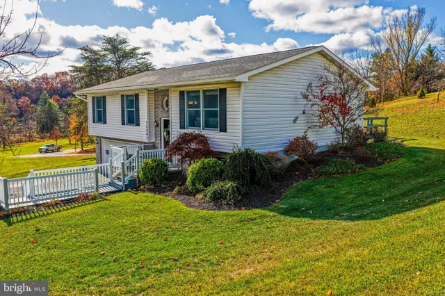 $315,000 | 12507 Thornfield Circle Northeast, Cumberland, MD 21502