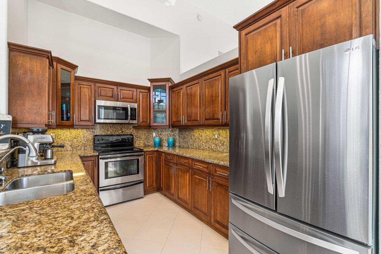 2998 Northwest 41st Street Boca Raton, FL 33434 - Photo 16 of 29 014-2998Northwest41stStreet-BocaRaton-FL