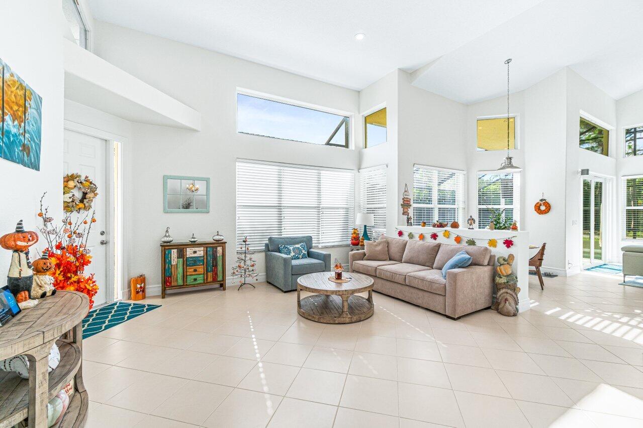 2998 Northwest 41st Street Boca Raton, FL 33434 - Photo 5 of 29 006-2998Northwest41stStreet-BocaRaton-FL