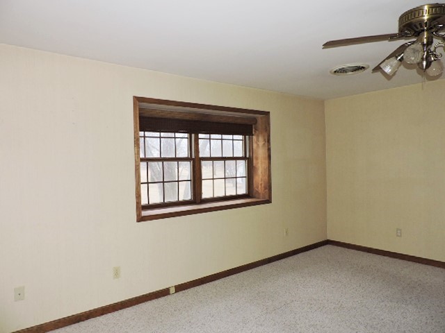 3031 St Andrews Drive Decatur, IL 62521 - Photo 8 of 14