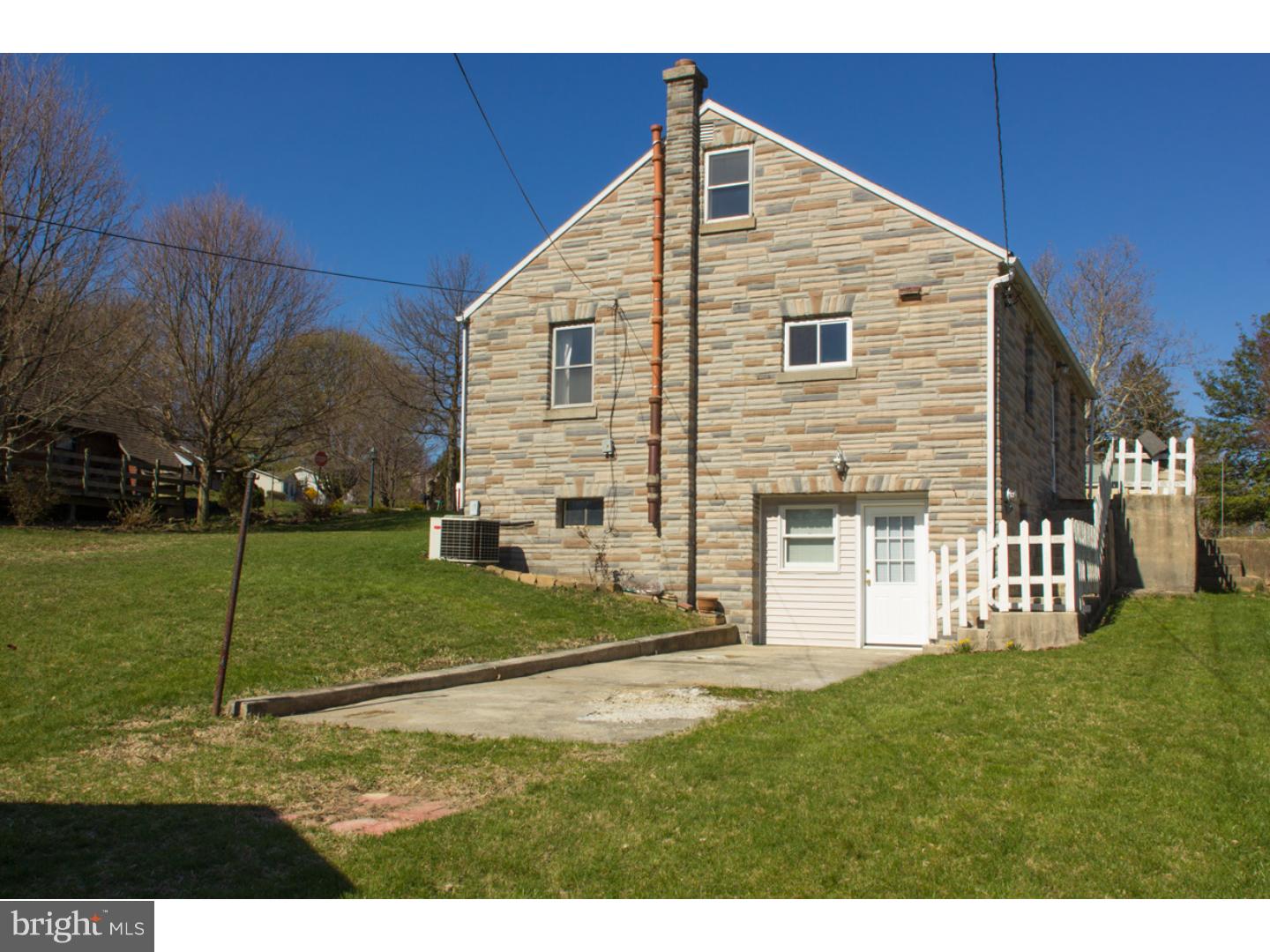 1650 Ridge Avenue Reading, PA 19607 - Photo 2 of 20 Walk-out Basement