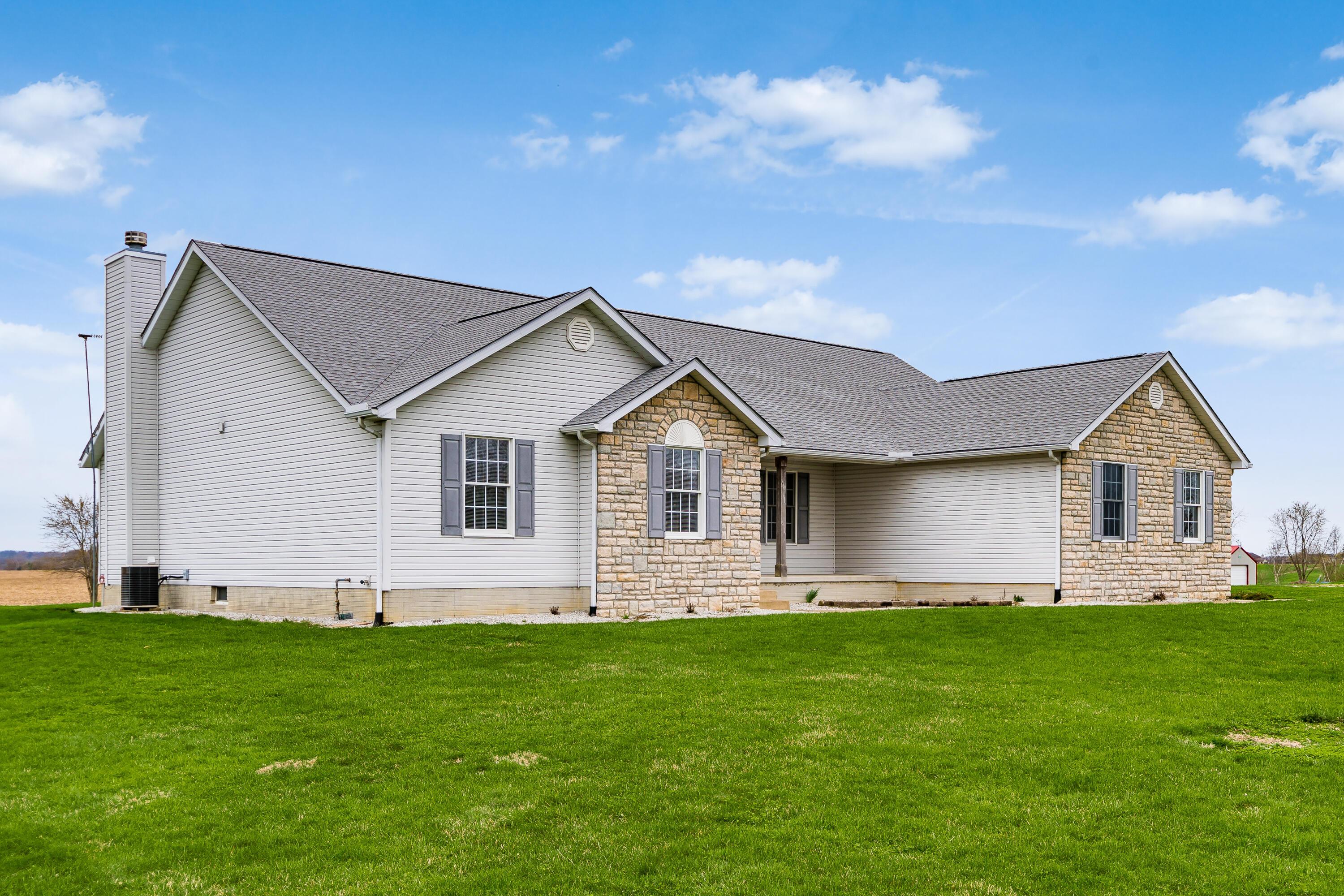 6895 Beaver Run Road Southwest Pataskala, OH 43062 - Photo 3 of 50