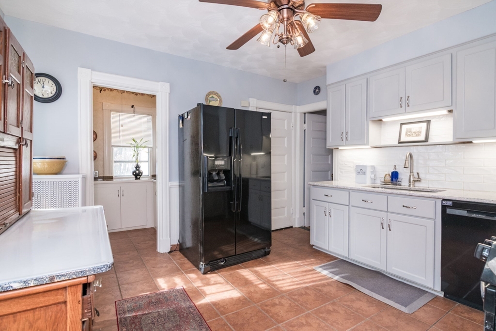 332-334 Forest Park Avenue Springfield, MA 01108 - Photo 22 of 42