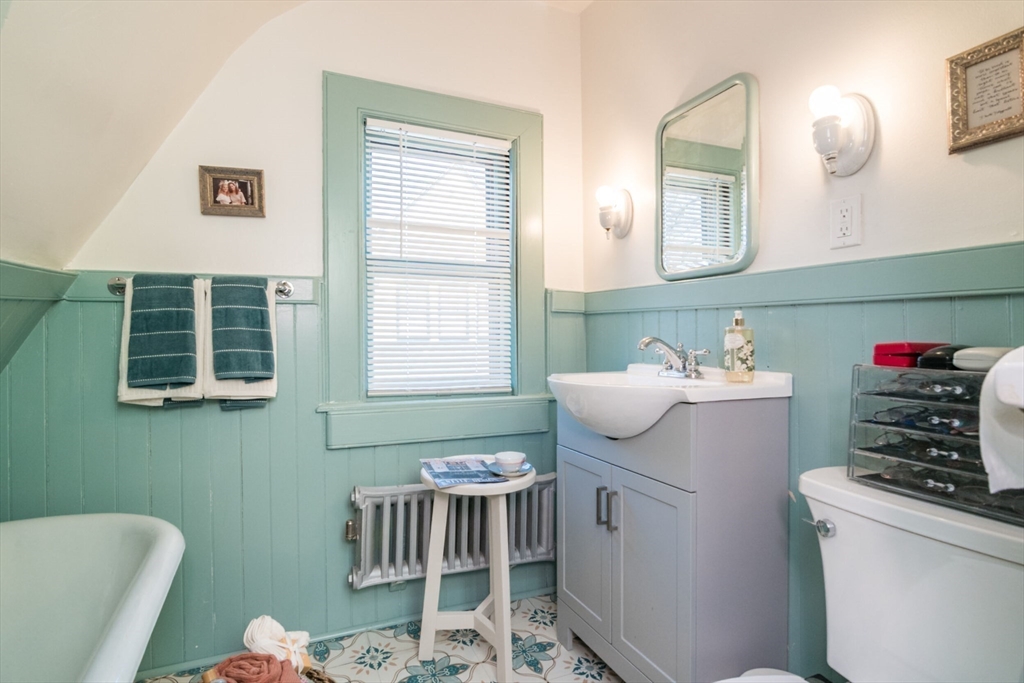 332-334 Forest Park Avenue Springfield, MA 01108 - Photo 35 of 42