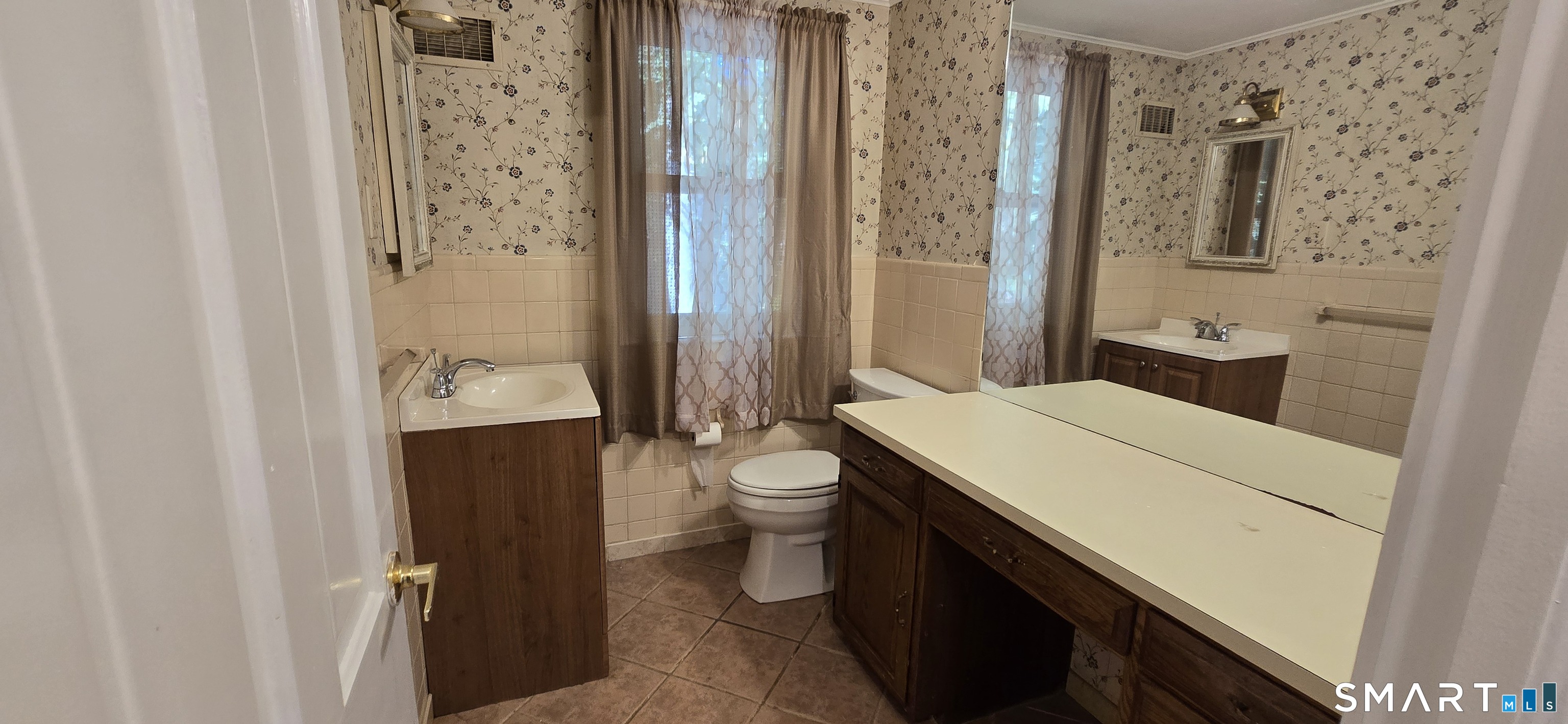 187 West Avon Road Avon, CT 06001 - Photo 29 of 39 Gallery Image 29