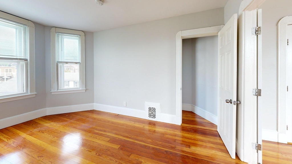 346 Chelsea Street, Unit 2 Boston, MA 02128 - Photo 25 of 31