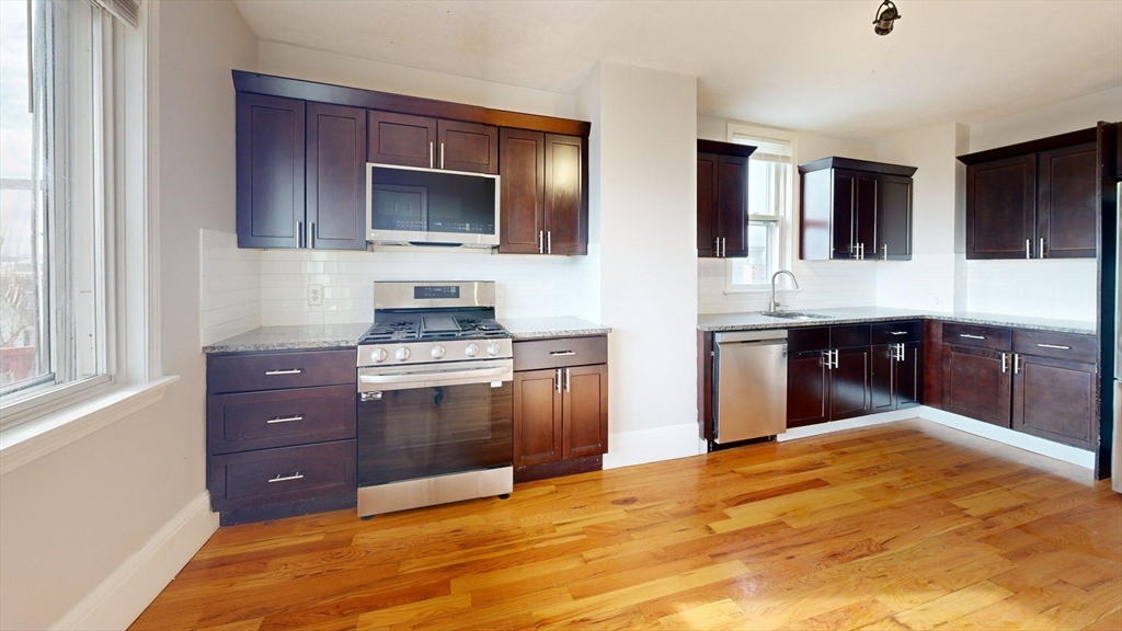 346 Chelsea Street, Unit 2 Boston, MA 02128 - Photo 29 of 31