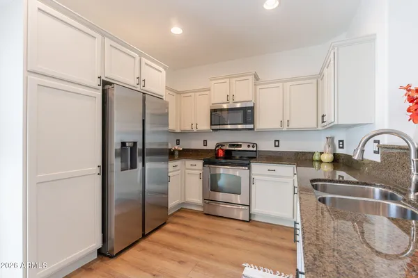 $2,000 | 5344 West Molly Lane, Phoenix, AZ 85083