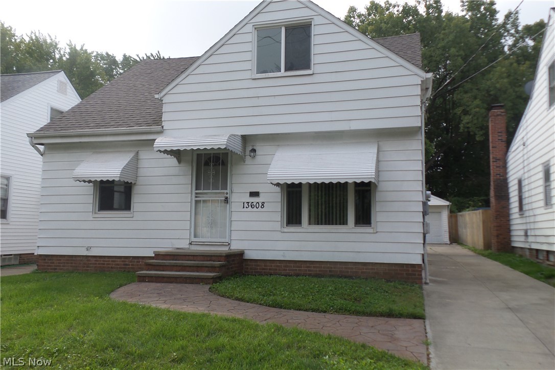 13608 Rockside Road Garfield Heights, OH 44125 - Photo 2 of 16