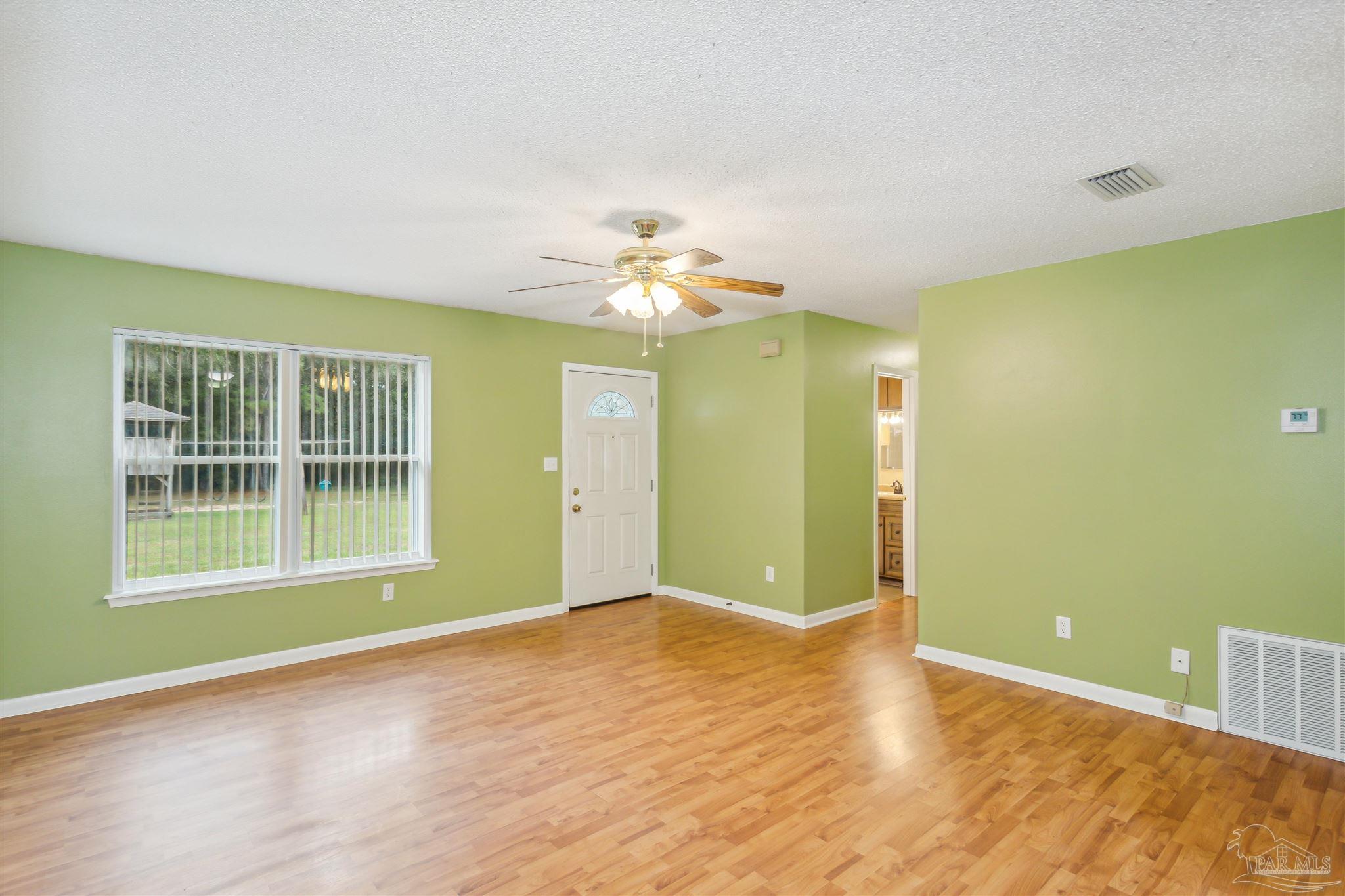 5159 Old Berryhill Road Milton, FL 32570 - Photo 5 of 33 Gallery Image 5