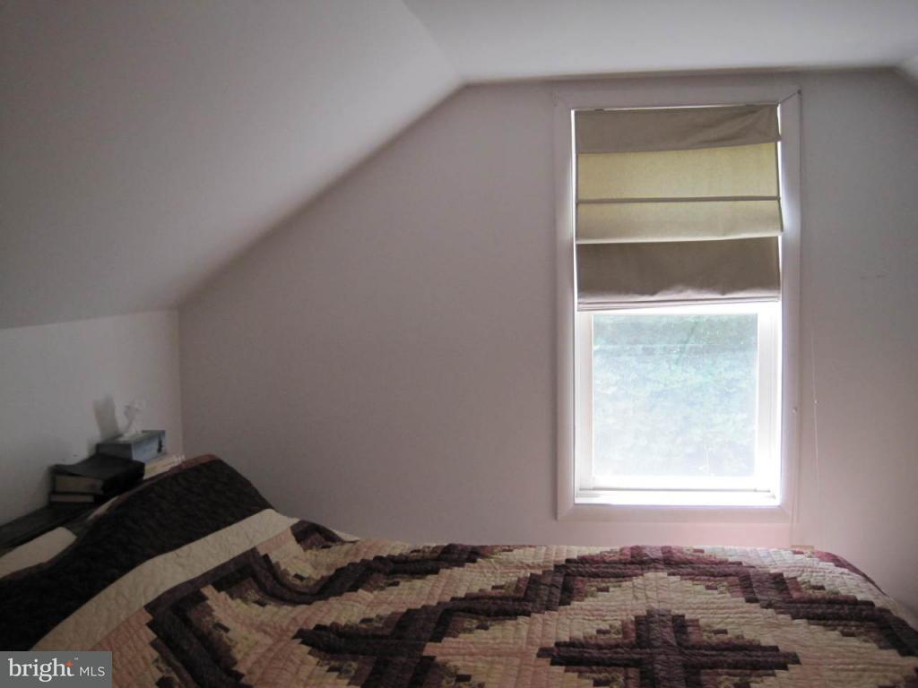 1686 Heilmandale Road Lebanon, PA 17046 - Photo 14 of 21 Gallery Image 14