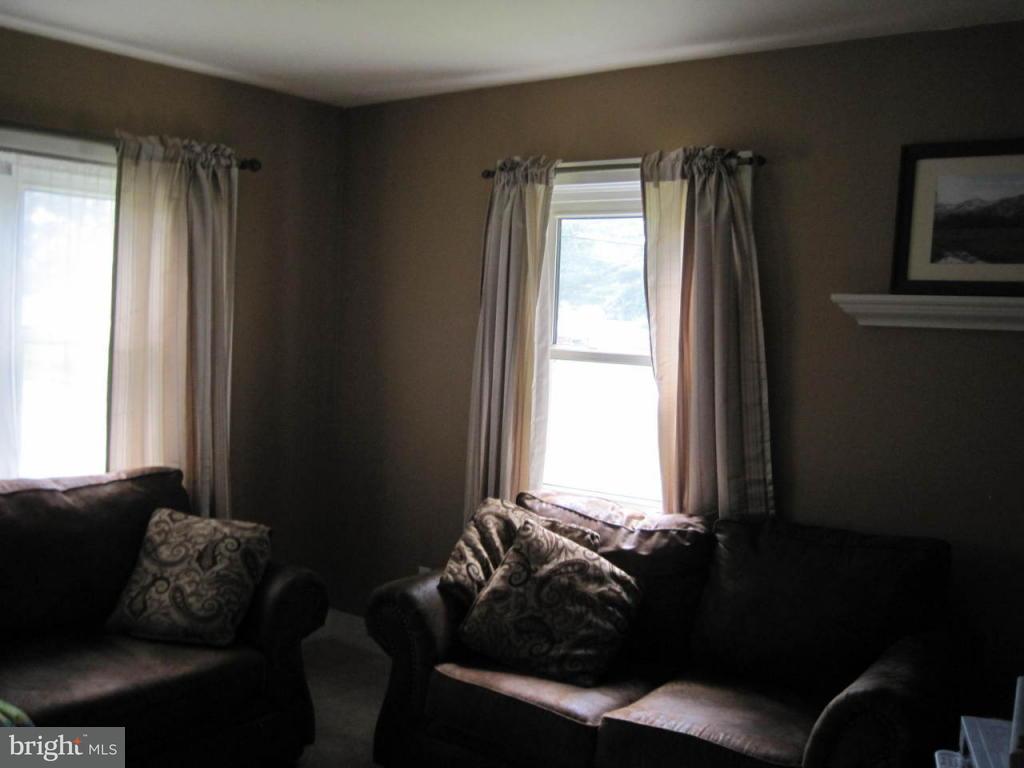 1686 Heilmandale Road Lebanon, PA 17046 - Photo 20 of 21 Gallery Image 20