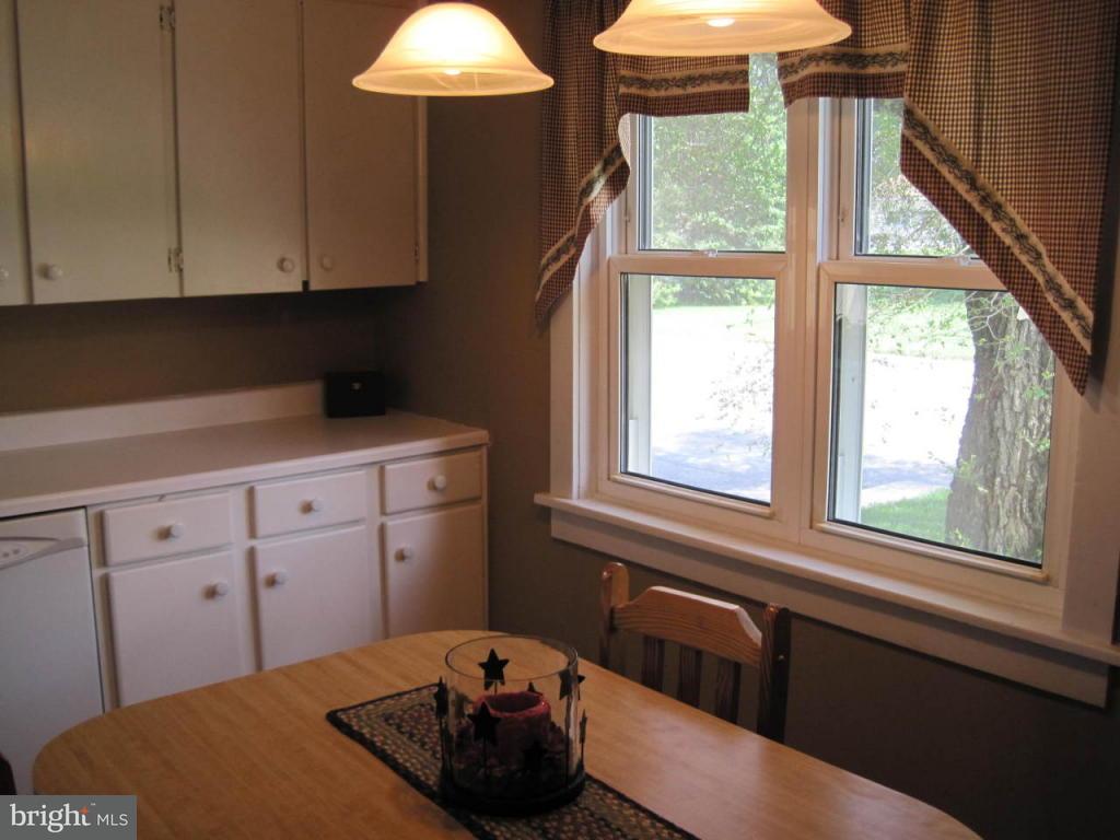 1686 Heilmandale Road Lebanon, PA 17046 - Photo 10 of 21 Gallery Image 10