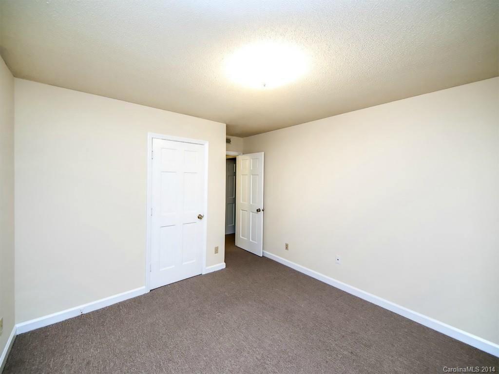 1344 Queens Road, Unit NONE Charlotte, NC 28207 - Photo 16 of 21 Gallery Image 16