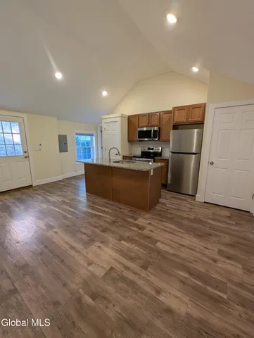 $1,600 | 50 Woodlawn Avenue, Unit 5, Albany, NY 12208