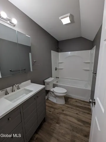 $1,600 | 50 Woodlawn Avenue, Unit 5, Albany, NY 12208