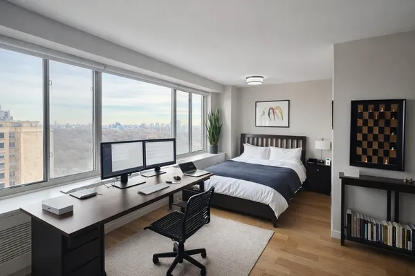 $3,700 | 400 Central Park West, Unit 19T | Upper West Side