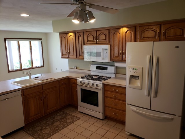 351 Rockside Drive Dixon, IL 61021 - Photo 10 of 29 Gallery Image 10