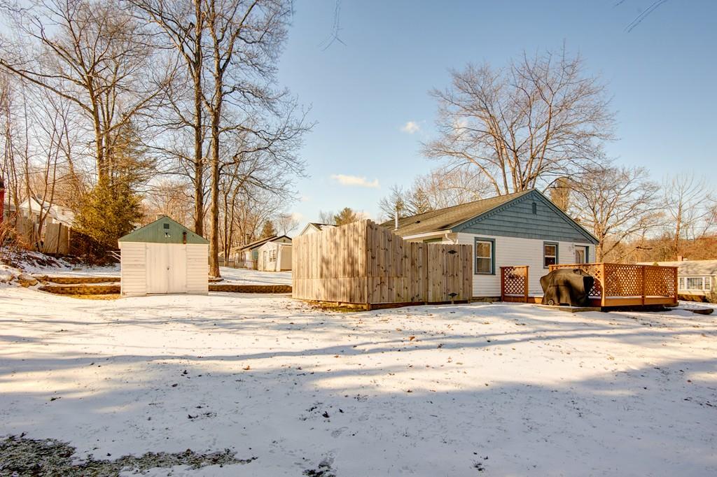 14 Bainridge Road Worcester, MA 01602 - Photo 3 of 11 Gallery Image 3
