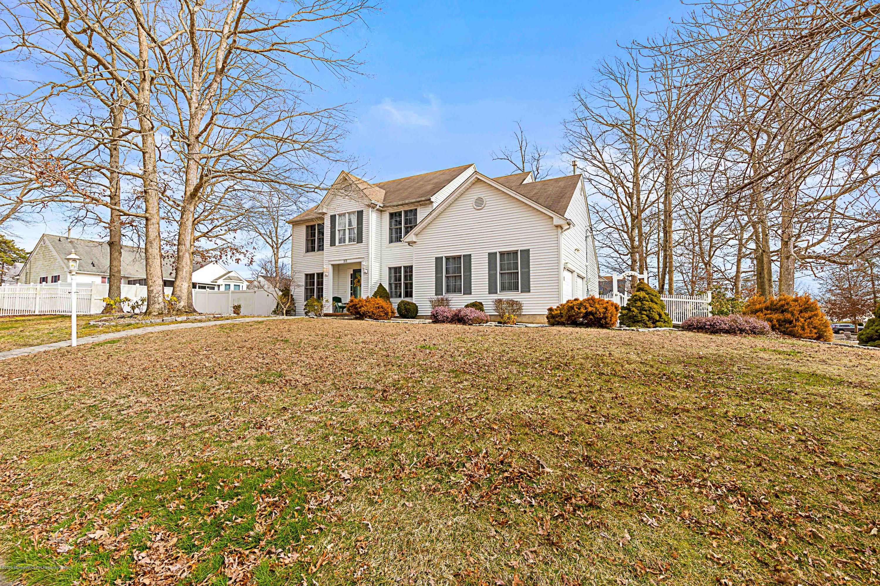 101 Gale Road Manahawkin, NJ 08050 - Photo 3 of 39 101GaleOnline-3