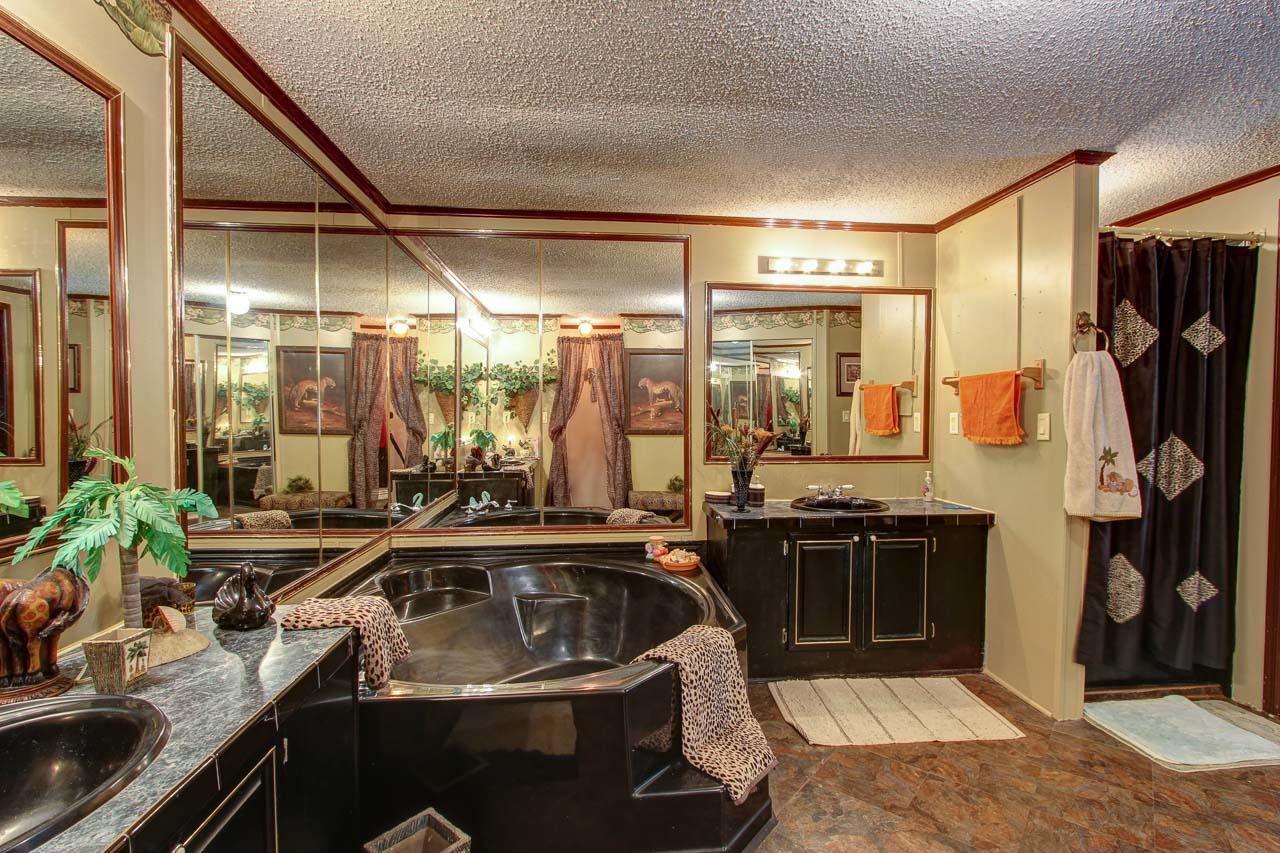 979 Gnatty Branch Road Pigeon Forge, TN 37876 - Photo 17 of 37 17