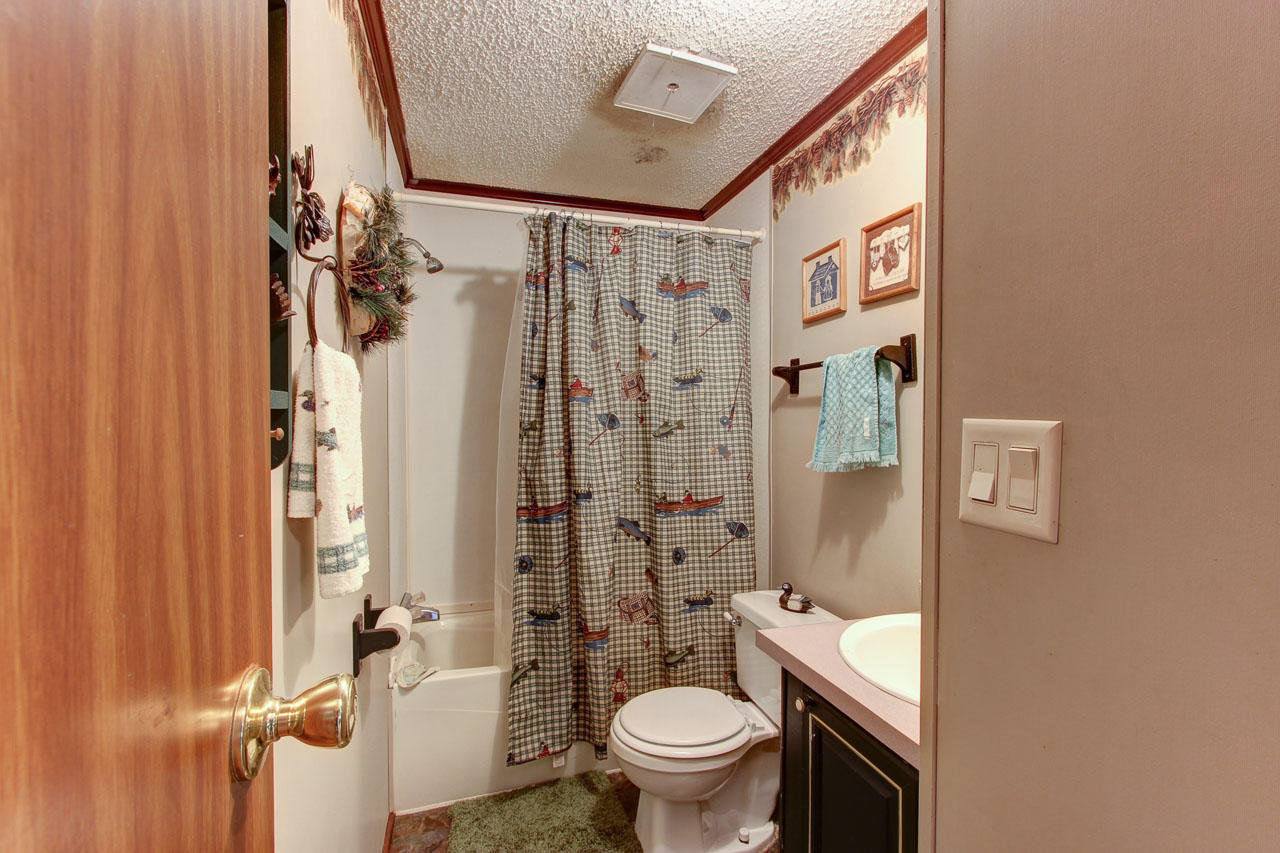 979 Gnatty Branch Road Pigeon Forge, TN 37876 - Photo 21 of 37 21