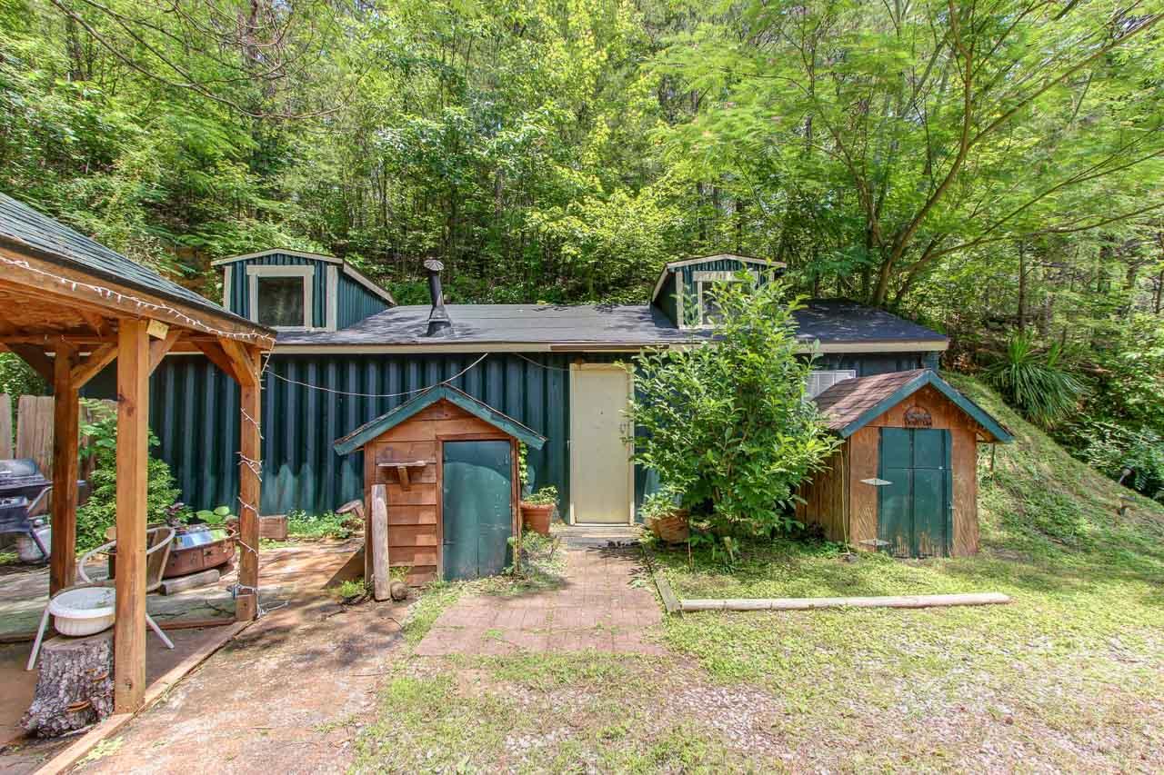 979 Gnatty Branch Road Pigeon Forge, TN 37876 - Photo 29 of 37 29