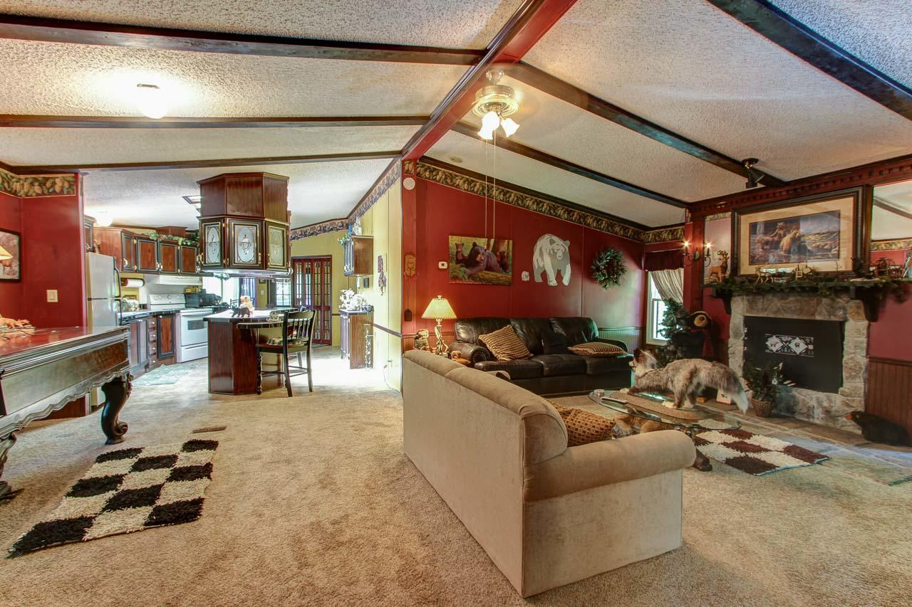979 Gnatty Branch Road Pigeon Forge, TN 37876 - Photo 5 of 37 05
