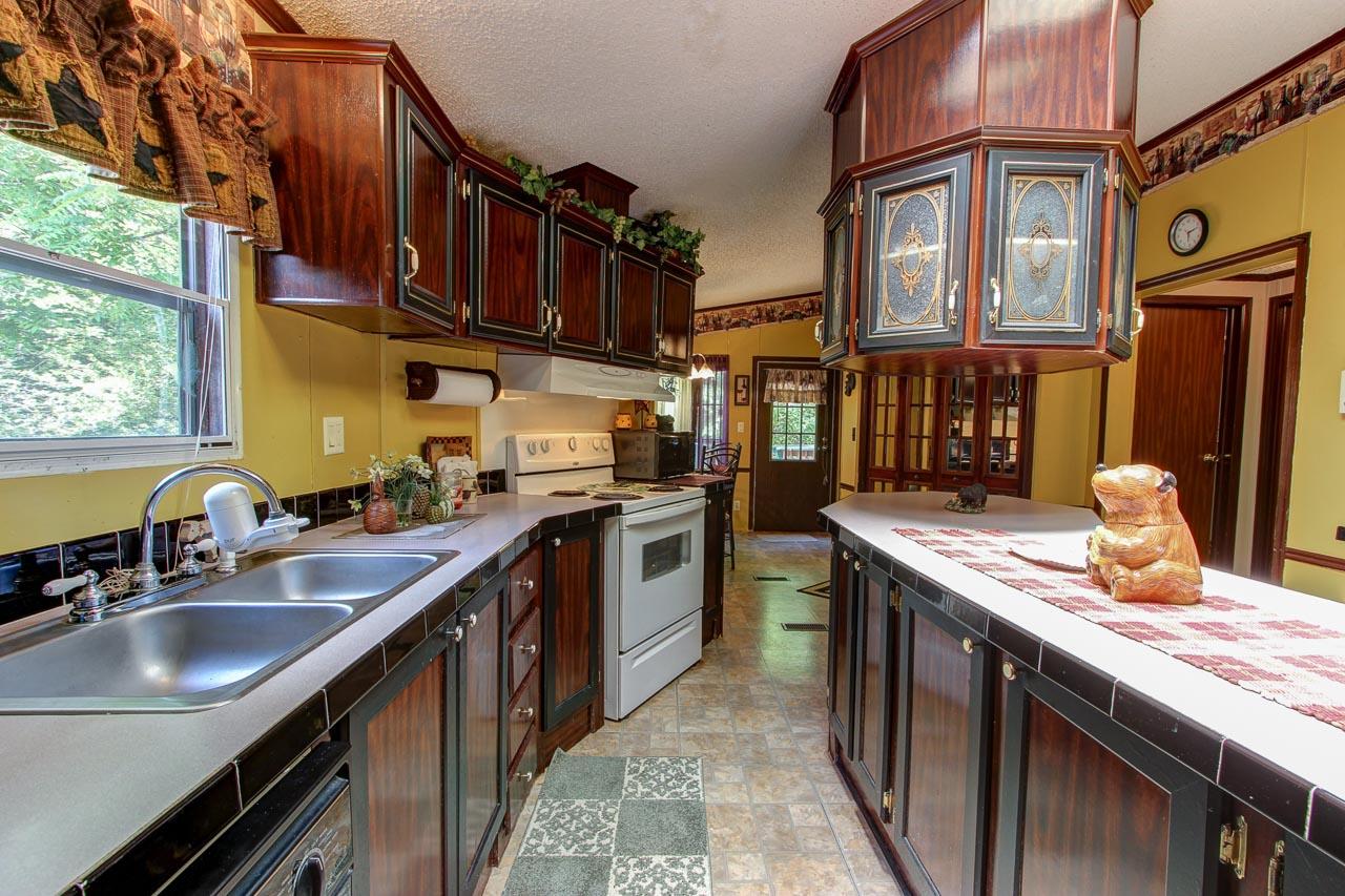 979 Gnatty Branch Road Pigeon Forge, TN 37876 - Photo 8 of 37 08
