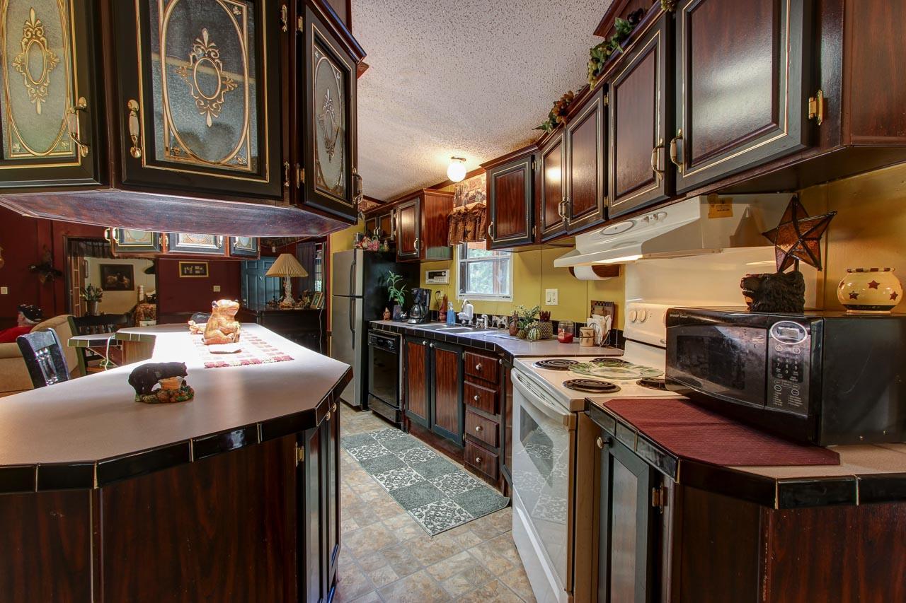 979 Gnatty Branch Road Pigeon Forge, TN 37876 - Photo 9 of 37 09