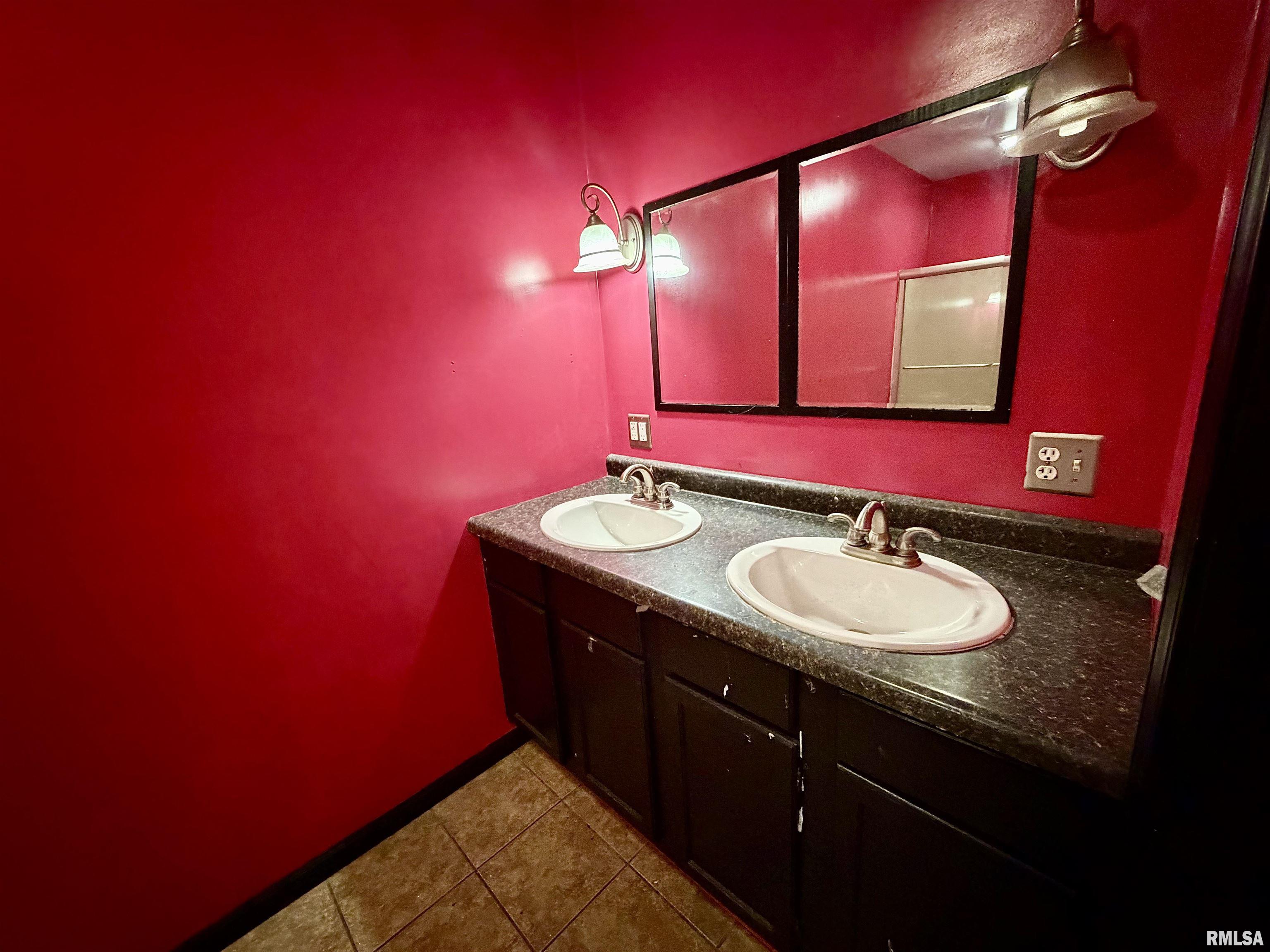 332 East Summit Street Macomb, IL 61455 - Photo 7 of 11