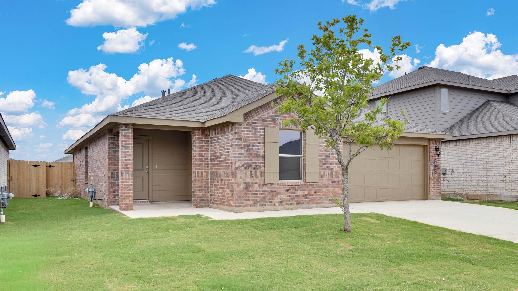 2302 150th Place Lubbock, TX 79423 - Photo 2 of 18 2302 150th st -camden-9812