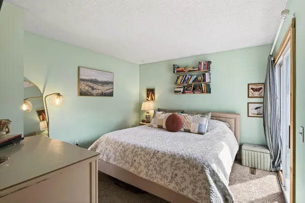 $265,000 | 16457 Five Hawks Avenue Southeast, Prior Lake, MN 55372