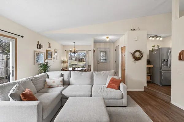 $265,000 | 16457 Five Hawks Avenue Southeast, Prior Lake, MN 55372