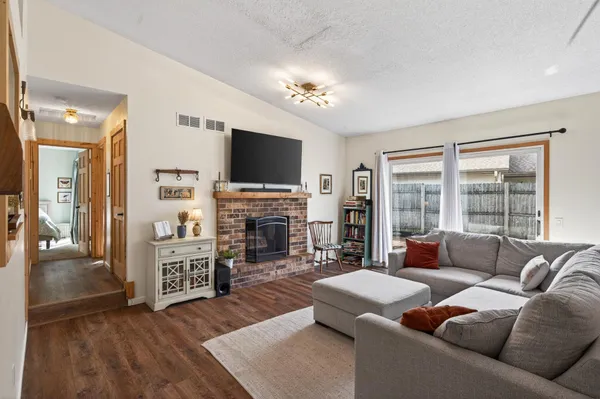 $265,000 | 16457 Five Hawks Avenue Southeast, Prior Lake, MN 55372