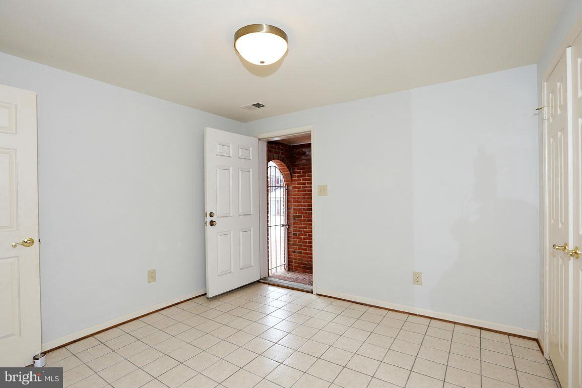 8014 Rising Ridge Road Bethesda, MD 20817 - Photo 19 of 21 Bonus Room-Sep. Entrance to Front