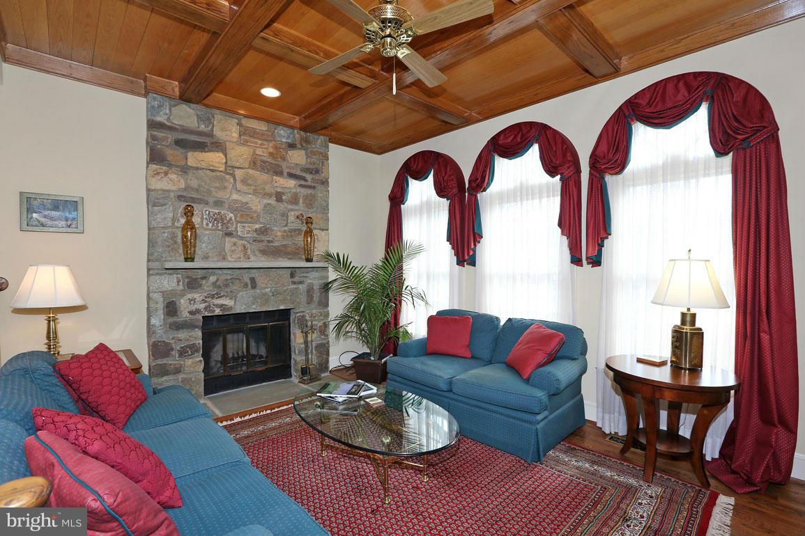 8014 Rising Ridge Road Bethesda, MD 20817 - Photo 3 of 21 Family Room