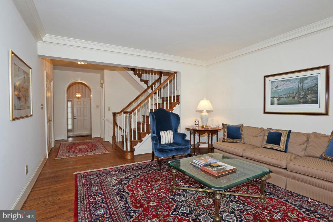 8014 Rising Ridge Road Bethesda, MD 20817 - Photo 7 of 21 Living Room