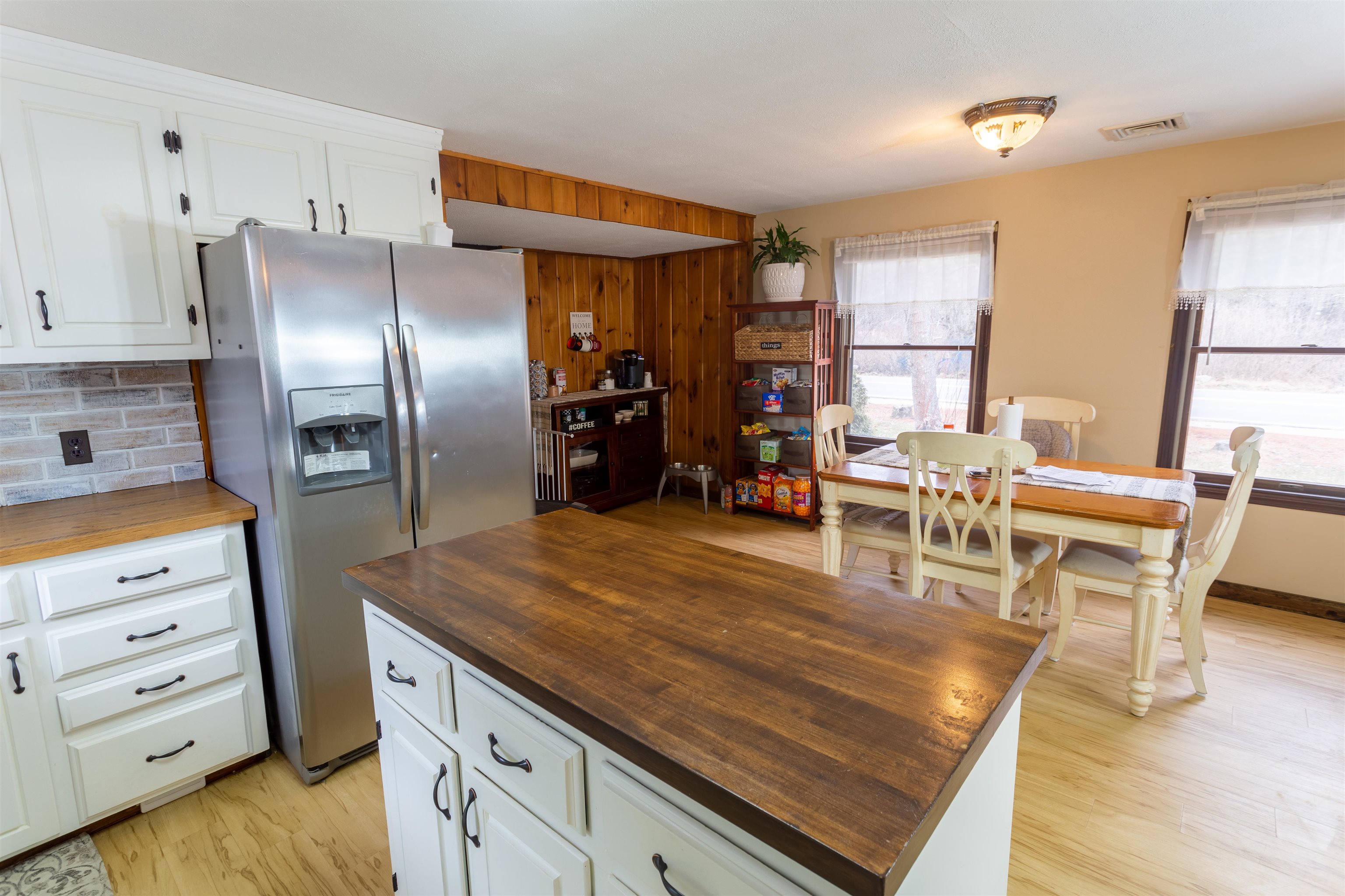 228 Range Road Windham, NH 03087 - Photo 9 of 22