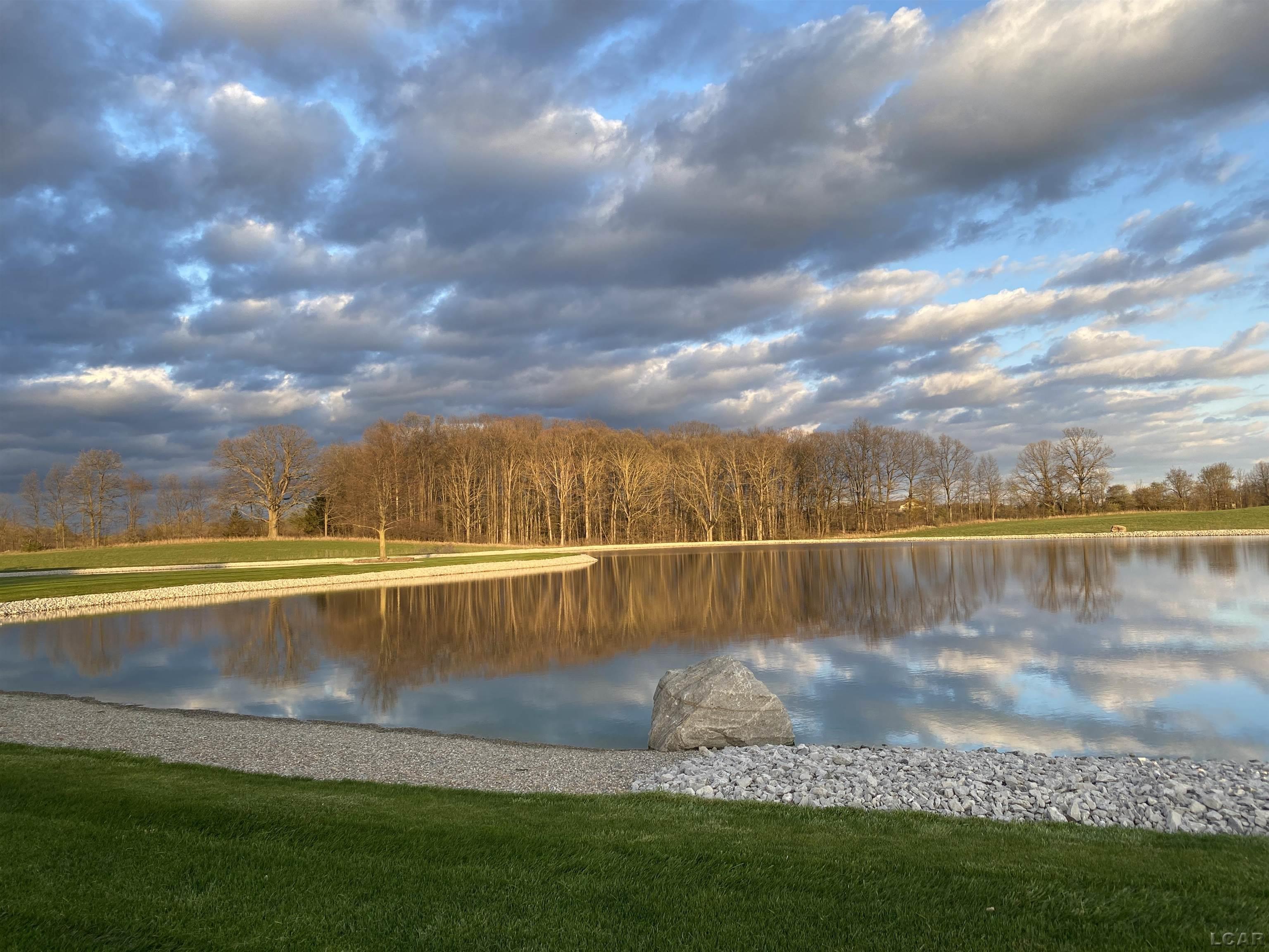 3883 Emery Road Adrian, MI 49221 - Photo 75 of 76 50087647-74.JPG